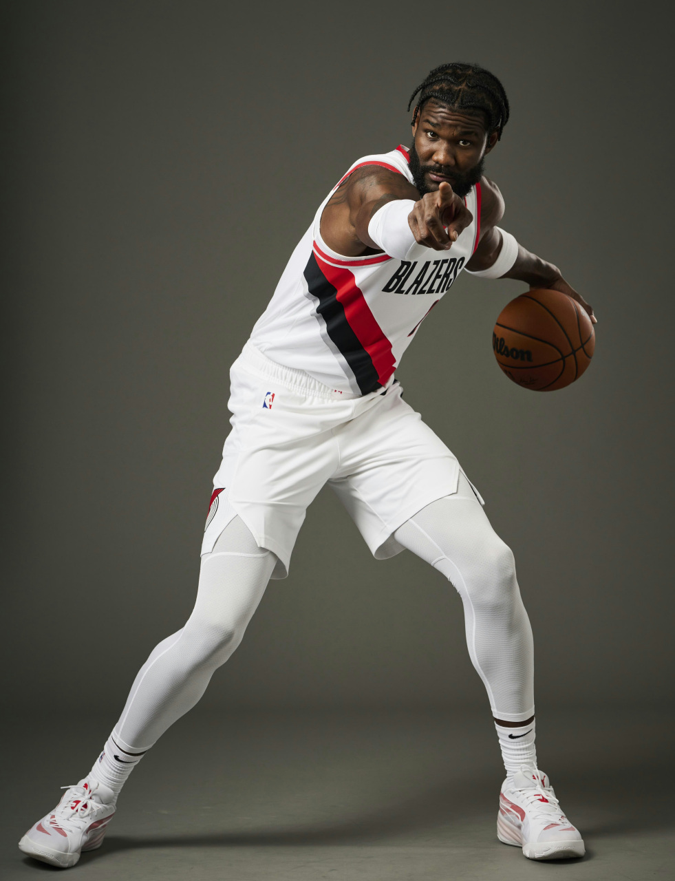 开拓者惨遭猛龙逆转,客场绝杀告负的简单介绍 开拓者惨遭猛龙逆转,客场绝杀告负的简单介绍