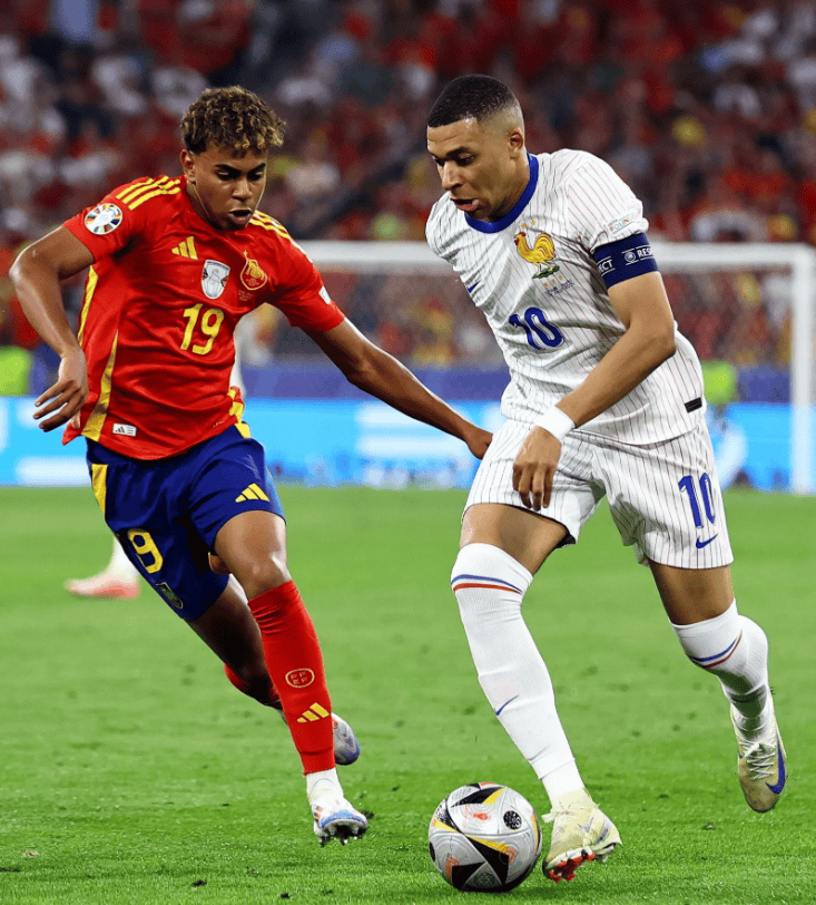 HKA横扫IG，Jankos极限生还后反打焦点之战半决赛，留下经典瞬间