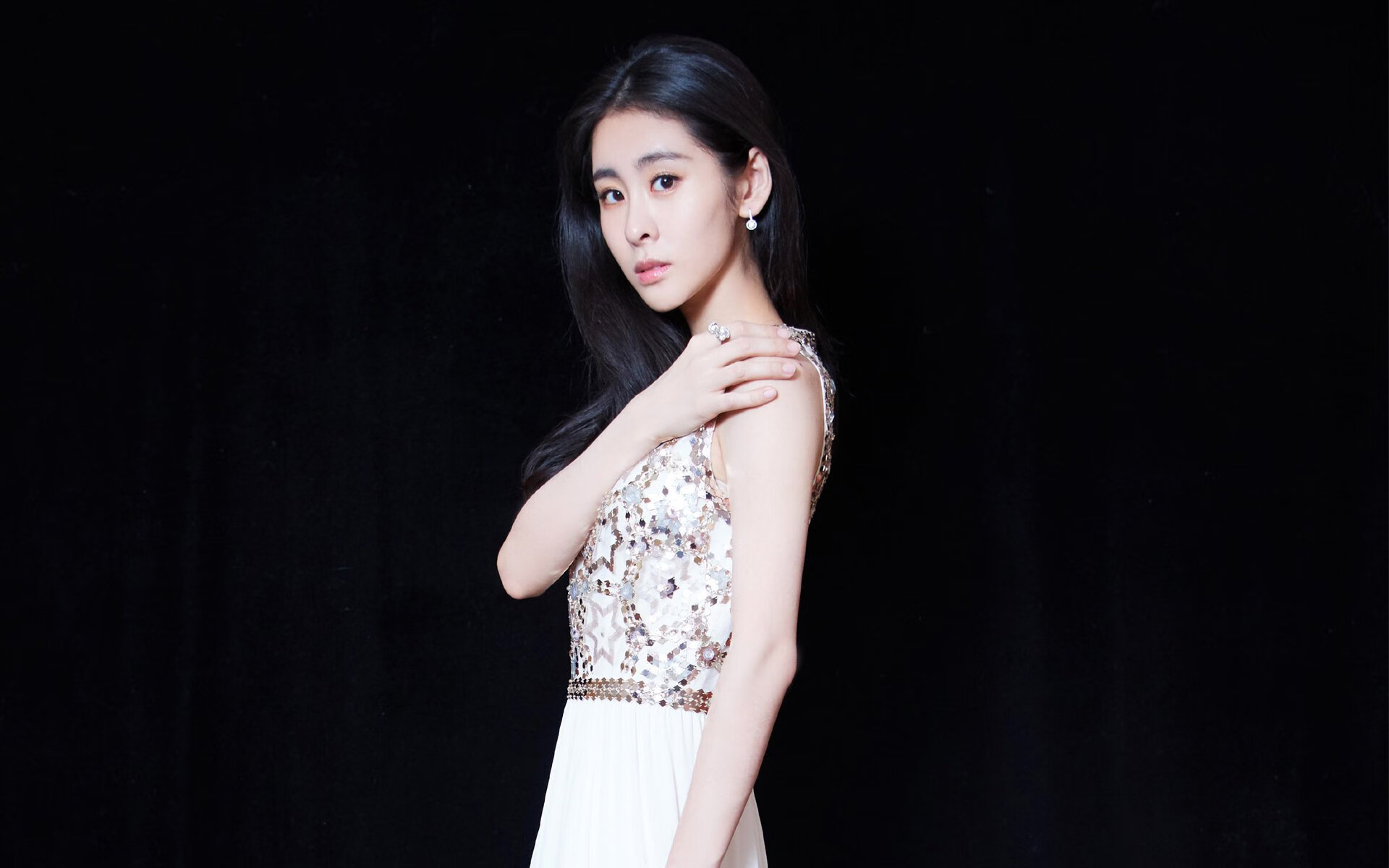 开云APP-节奏为王，从德甲争冠的血脉偾张，到独行侠掌控比赛的智慧艺术